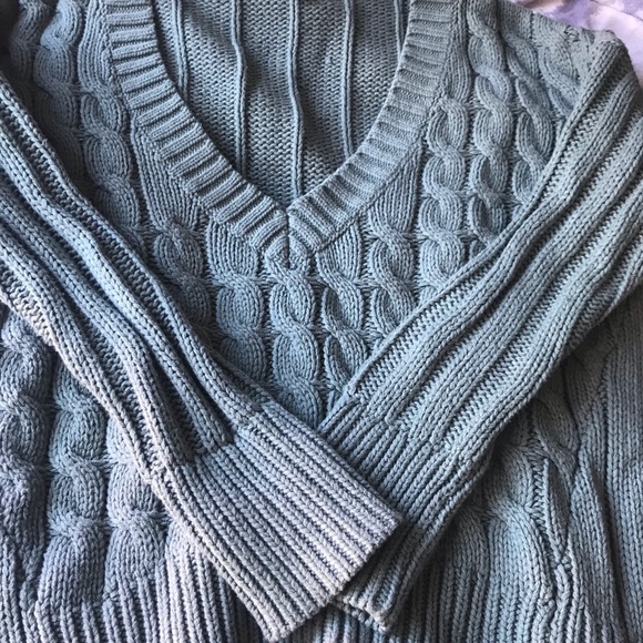 Express sweater! - Picture 2 of 5